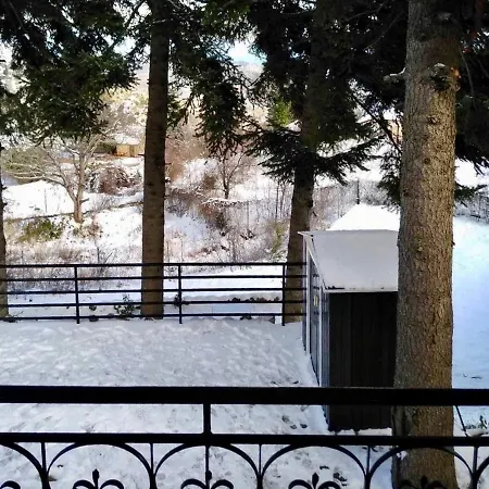וילה Marias Chalet *